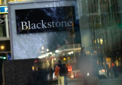 بلاكستون تستهدف جمع 10 مليارات دولار لتمويل الإقراض