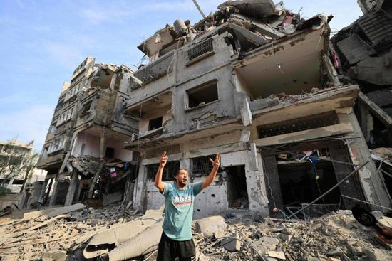 "أونروا" تدين الغارات الإسرائيلية على مدارس للوكالة بغزة
