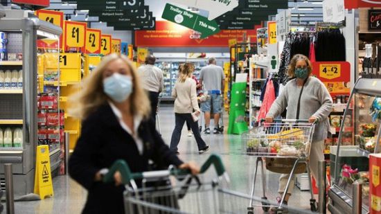 مبيعات التجزئة في بريطانيا تتراجع خلافاً للتوقعات بأكتوبر