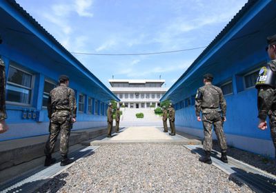 كوريا الشمالية تعتزم نشر قوات مسلحة على حدودها