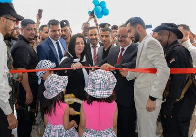 وزير النقل يفتتح مبنى هيئة الشؤون البحرية في عدن بعد تأهيله