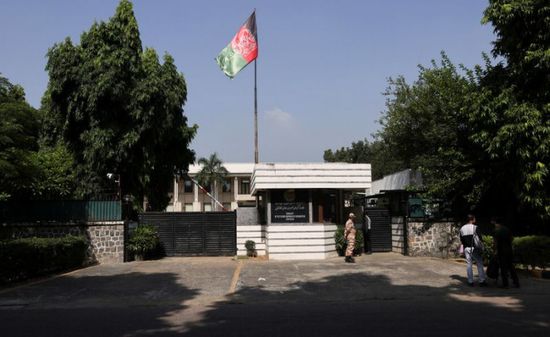 إغلاق السفارة الأفغانية في الهند بسبب نقص الدعم وضغوط طالبان
