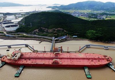 الصين تزيد وارداتها من النفط في أكتوبر وروسيا تحافظ بالصدارة