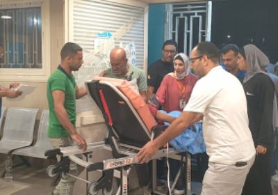 وصول 5 مصابين فلسطينيين إلى مستشفى العريش لتلقي العلاج