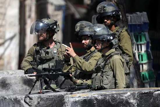 الجيش الإسرائيلي يجدد تحذيراته لسكان غزة في ثاني أيام الهدنة