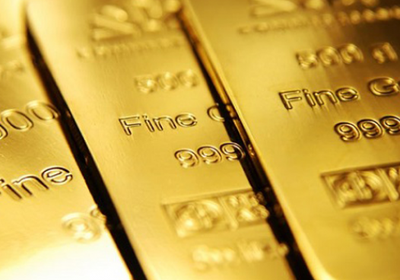 الذهب يرتفع مع تراجع الدولار وتباطؤ التشديد النقدي
