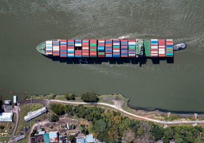 شركات الشحن تدفع ملايين الدولارات لتجنب الازدحام في قناة بنما