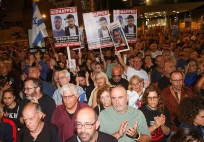 بمشاركة 100 ألف إسرائيلي.. تظاهرة ضخمة في تل أبيب تطالب نتنياهو بالاستقالة