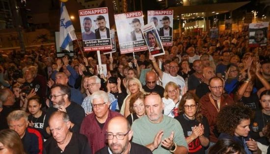 بمشاركة 100 ألف إسرائيلي.. تظاهرة ضخمة في تل أبيب تطالب نتنياهو بالاستقالة