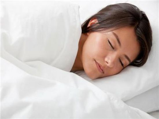 أهمية النوم والاستيقاظ مبكرًا