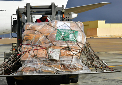 لإغاثة الشعب الفلسطيني.. السعودية ترسل الطائرة الإغاثية الـ21 إلى العريش