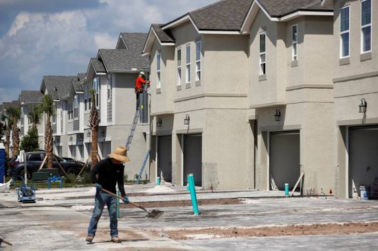 مبيعات المنازل الجديدة في أمريكا تتراجع بأكثر من التوقعات