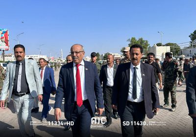 تشييع جثمان الراحل عبدالله الحالمي بمراسم رسمية وشعبية في عدن