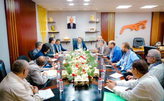 عدن تستعد لتنظيم حملة رسمية وشعبية لإغاثة الشعب الفلسطيني