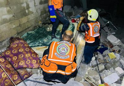 إسرائيل تقتل 3 أفراد من الدفاع المدني بغزة