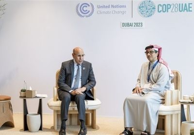 منصور بن زايد يبحث مع الرئيس الموريتاني العلاقات الثنائية