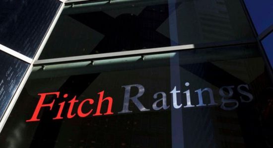 فيتش ترفع تصنيف اليونان إلى فئة الاستثمار