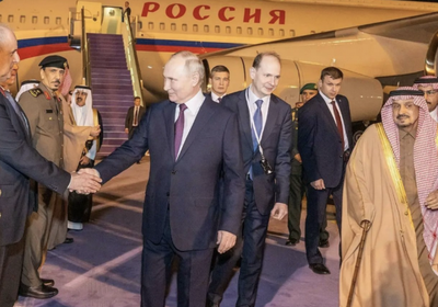 بوتين يصل الرياض في ثاني محطات جولته الخليجية