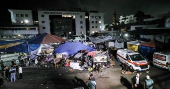 قوات الاحتلال تقتحم مستشفى العودة بغزة