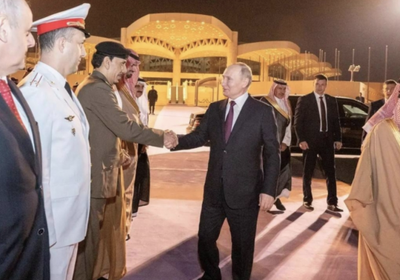 بعد زيارة رسمية.. الرئيس الروسي يغادر الرياض