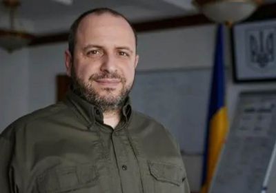 وزير الدفاع الأوكراني يلتقي ممثلي المحاربين القدامى الأمريكيين