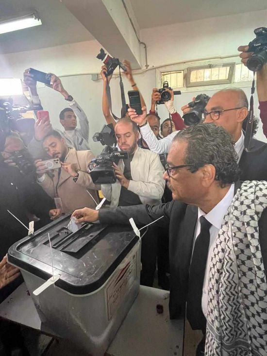 المرشح فريد زهران يُدلي بصوته في الانتخابات الرئاسية المصرية