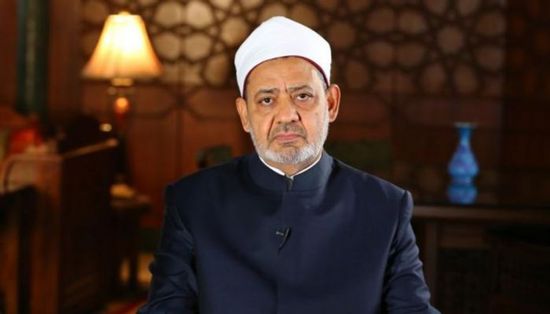 شيخ الأزهر يدلي بصوته في الانتخابات الرئاسية المصرية