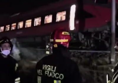 إصابة 17 شخصاً إثر تصادم قطارين في إيطاليا