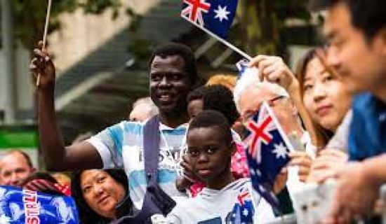 أستراليا تقرر خفض عدد المهاجرين للنصف