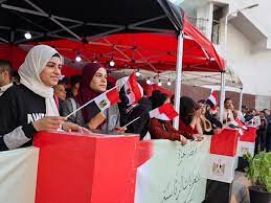 المصريون يتوجهون إلى صناديق الاقتراع في ثاني أيام الانتخابات