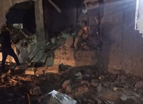 إصابة 5 أشخاص في تحطم صواريخ بكييف