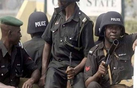 مقتل 4 جنود وخطف عاملين بنيجيريا