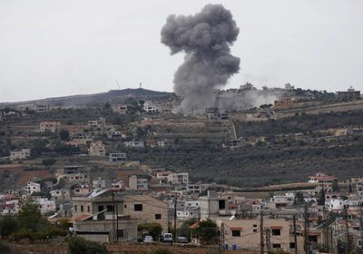 مقتل شخصين في استهداف إسرائيلي لمنزل بلبنان