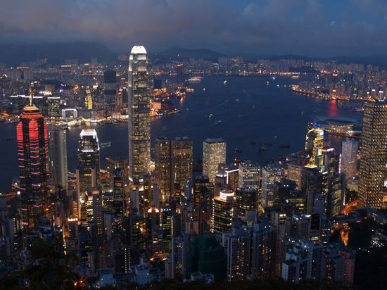 بعد موقف الفيدرالي.. هونغ كونغ تقرر تثبيت سعر الفائدة