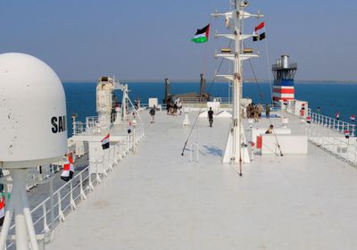 وزيران فرنسيان يبحثان في جيبوتي تجديد اتفاق دفاعي