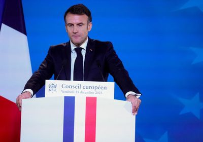 الرئيس الفرنسي يرجئ زيارة إلى لبنان حتى إشعار آخر