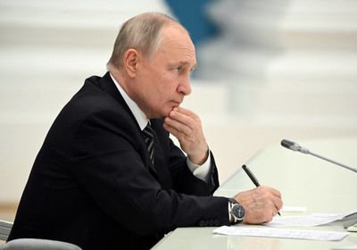 بوتين يحذر من التدخلات الأجنبية بشؤون روسيا