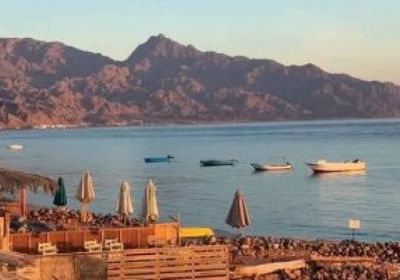 عاجل.. سقوط جسم طائر قبالة المياه الإقليمية المصرية بالبحر الأحمر