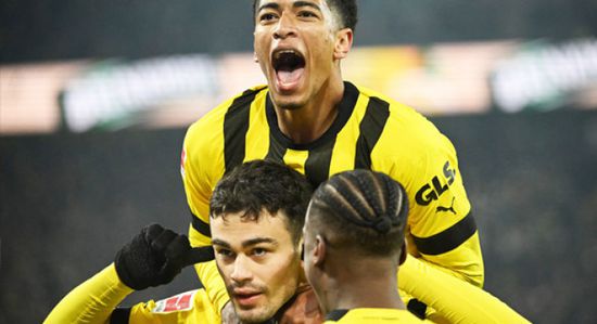 دورتموند يتعثر مرة أخرى بتعادله في أوجسبورج