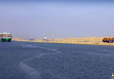 أسامة ربيع: انتظام حركة الملاحة بقناة السويس