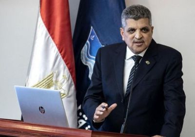 رئيس قناة السويس: نتابع عن كثب التوتر في البحر الأحمر