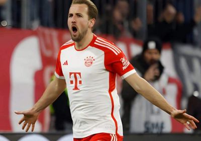 هاري كين يقود بايرن للفوز بثلاثية على شتوتغارت