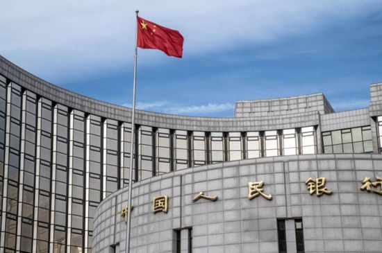 بنك الشعب الصيني يزود المصارف بـ244 مليار يوان