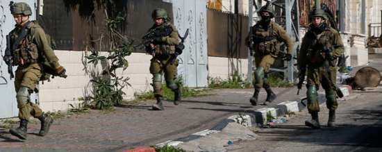 مقتل 4 فلسطينيين إثر اشتباكات مع الجيش الإسرائيلي بالضفة الغربية