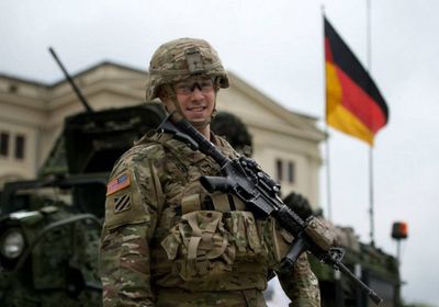 ألمانيا تظهر قوتها العسكرية على الحدود مع روسيا