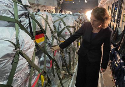 ألمانيا ترسل طائرة مساعدات إلى مطار العريش تمهيدًا لإدخالها غزة