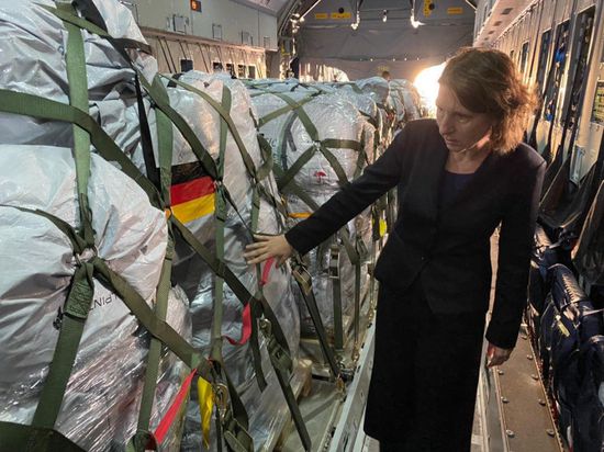 ألمانيا ترسل طائرة مساعدات إلى مطار العريش تمهيدًا لإدخالها غزة