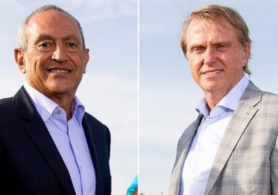 نادي أستون فيلا يبيع حصة أقلية لمجموعة استثمارية