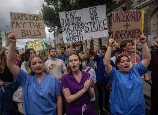 إضراب جديد للأطباء في إنجلترا للمطالبة برفع الأجور