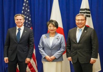 أمريكا وكوريا الجنوبية واليابان تدعو كوريا الشمالية للحوار